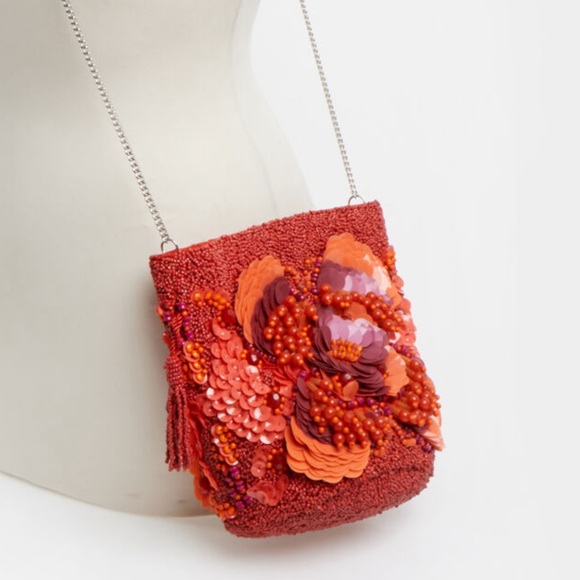 Viral Beaded Bag Red with Floral detail, Handcrafted in India, NWT - Picture 5 of 5